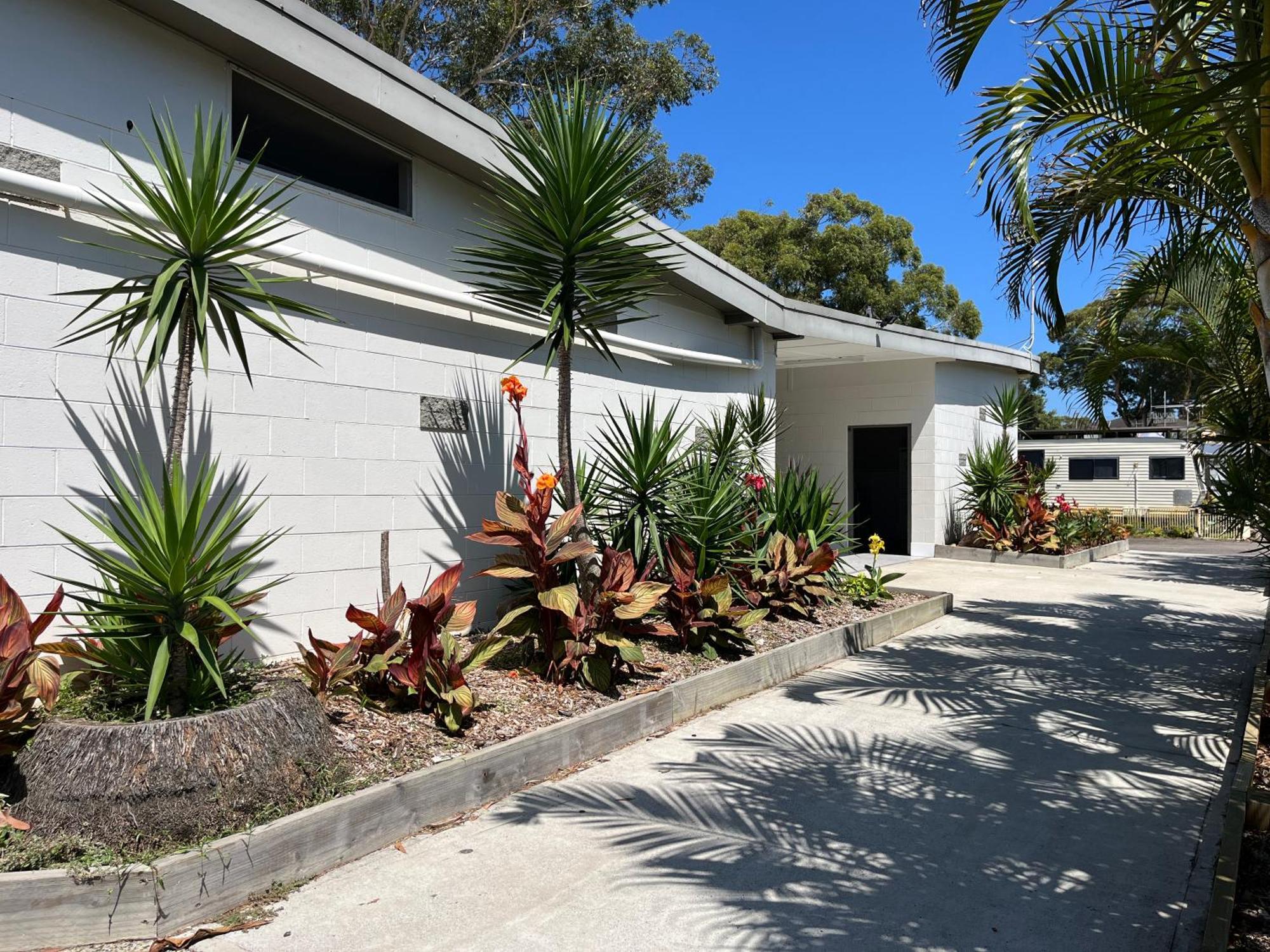 Shelly Beach Holiday Park Entrance Exteriör bild